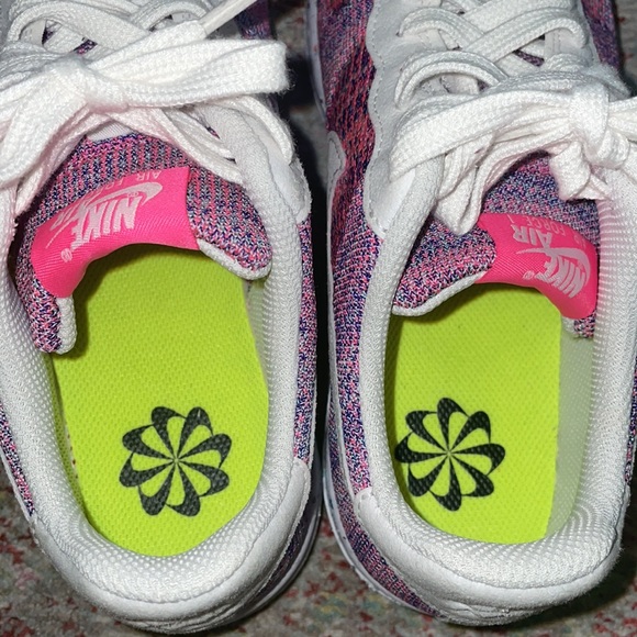 Nike Women's Air Force 1 Crater Flyknit Fuchsia Glow/Wht-Pink Blast - Size 8.5 - Picture 7 of 10